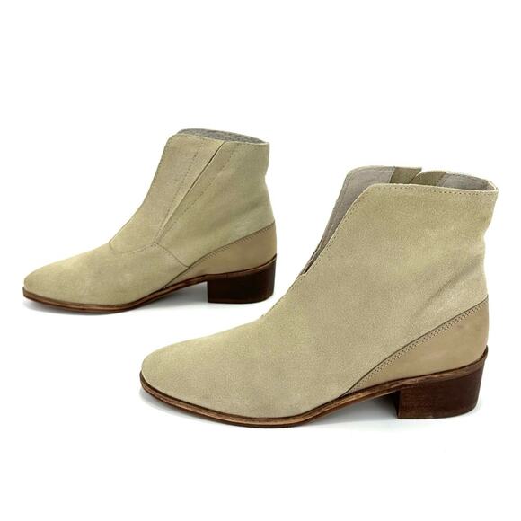 Coconut Cecilia Women Tan Ankle Boot Size 8 Suede Block Heel Notched Bootie New - Picture 3 of 14